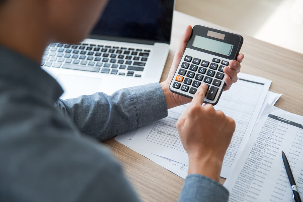 Kalkulator zdolności kredytowej może pomóc w przygotowaniu się do wniosku.